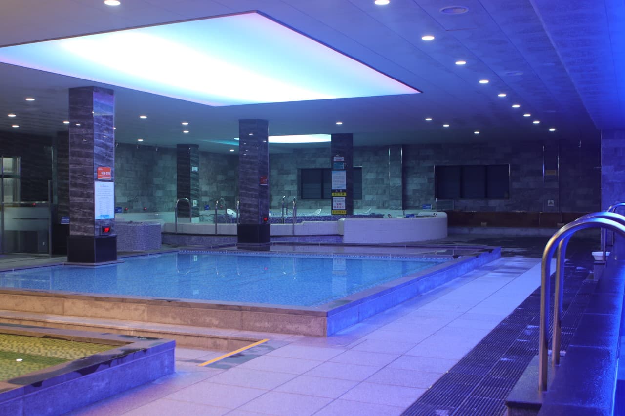 사우나 썸네일 4