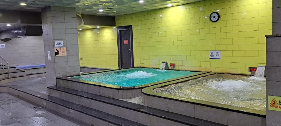 사우나 썸네일 0