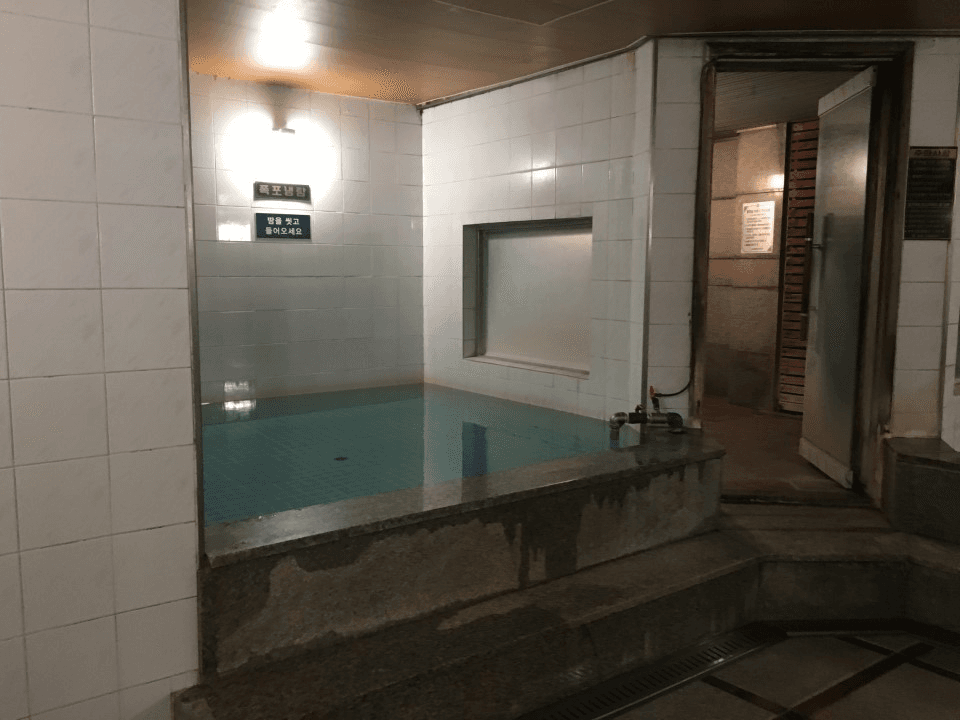 사우나 썸네일 0